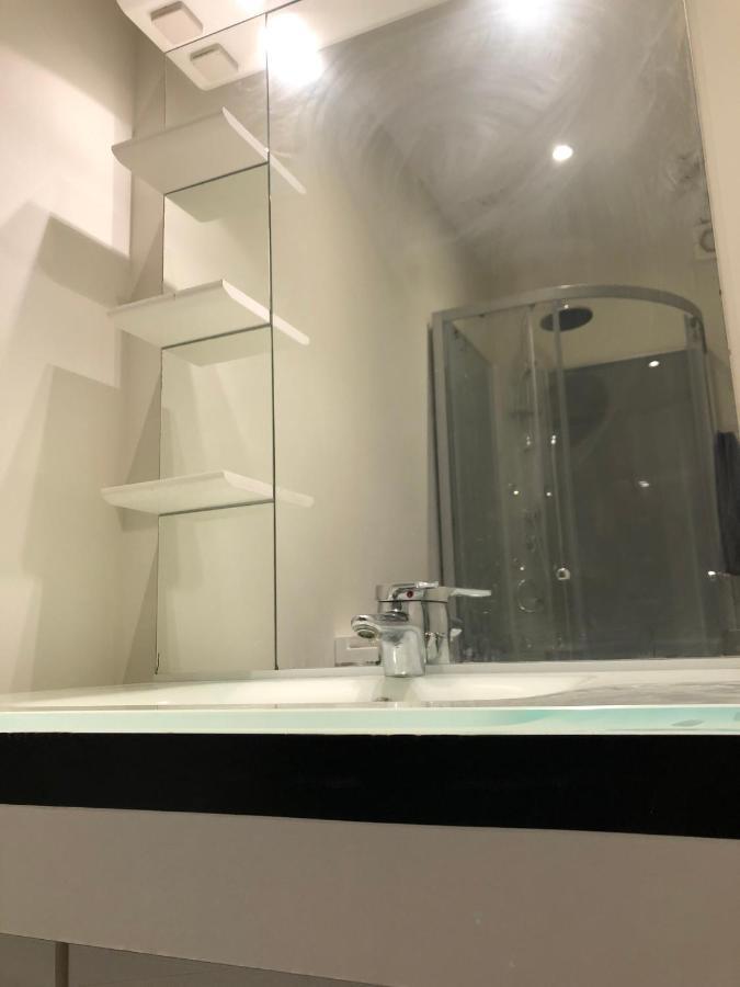 Au P'Tit Loft - Wifi Fibre - Orange Tv - Hyper Centre - Gare Apartment Troyes Exterior photo